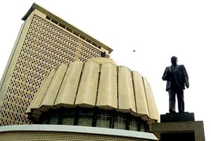 लोकसभेची पुनरावृत्ती विधानसभेत नाही