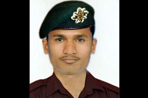 पारनेरचा जवान राजस्थानमध्ये शहीद पारनेरचा जवान राजस्थानमध्ये शहीद