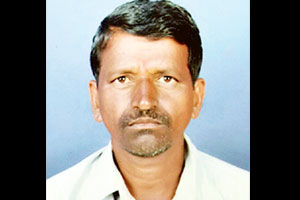परभणीत अल्पभूधारक शेतकऱ्याची आत्महत्या