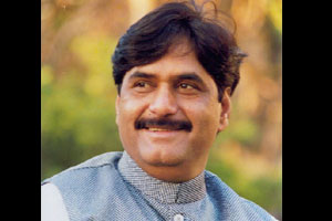 गोपीनाथ मुंडे यांचा उमेदवारी अर्ज दाखल