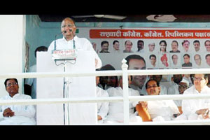 शेतकरी विरोधी लोकांना मतदान करणार का? शेतकरी विरोधी लोकांना मतदान करणार का?
