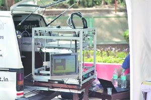 आयआयटीअन्स ‘पदार्था’मध्ये रमले आयआयटीअन्स ‘पदार्था’मध्ये रमले