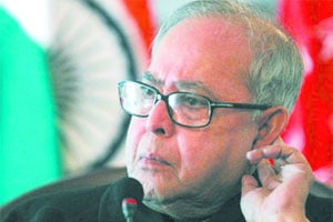 महिलांच्या सुरक्षेसाठी कायद्याच्या योग्य अंमलबजावणीची गरज – राष्ट्रपती महिलांच्या सुरक्षेसाठी कायद्याच्या योग्य अंमलबजावणीची गरज – राष्ट्रपती