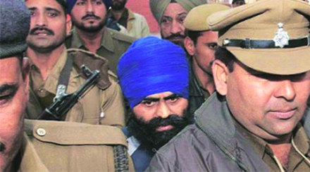 भुल्लरची फाशी रद्द? भुल्लरची फाशी रद्द?