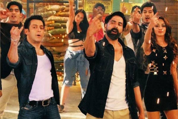 दबंग खान आणि खिलाडी कुमार पुन्हा एकत्र!