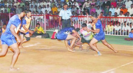 विजय, उजाला, ओम यांची विजयी सलामी