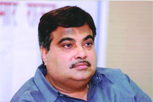 विदर्भात गडकरींना ‘झटका’ देण्यासाठी सेनेची रणनीती विदर्भात गडकरींना ‘झटका’ देण्यासाठी सेनेची रणनीती