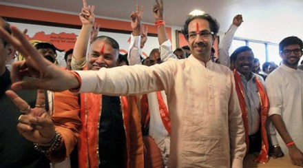 बाळासाहेबाच्या नामोल्लेखाने शिवसेना सुखावली बाळासाहेबाच्या नामोल्लेखाने शिवसेना सुखावली