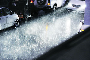 नाशिकमध्ये अवकाळी पावसाचे दोन बळी नाशिकमध्ये अवकाळी पावसाचे दोन बळी