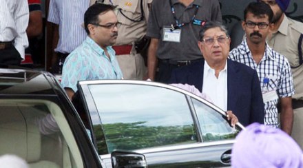 ‘त्या’ बंद पाकिटात ‘गंभीर आरोप’, श्रीनिवासन तुम्ही पायउतार व्हा- सर्वोच्च न्यायालय ‘त्या’ बंद पाकिटात ‘गंभीर आरोप’, श्रीनिवासन तुम्ही पायउतार व्हा- सर्वोच्च न्यायालय