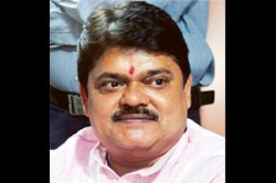 भाऊसाहेब भोईर, विनोद नढे यांची काँग्रेसमधून हकालपट्टी