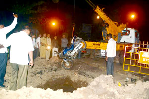 विविध खोदकामांमुळे सांगलीतील रस्त्यांची चाळण