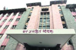 पालिका शिक्षण मंडळाचे अधिकार; राज्य शासनाचे मत घेण्याचा निर्णय