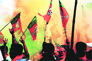 भाजप कार्यकर्ते ‘याचि देही याचि डोळा’ शपथविधी सोहळा अनुभवणार भाजप कार्यकर्ते ‘याचि देही याचि डोळा’ शपथविधी सोहळा अनुभवणार