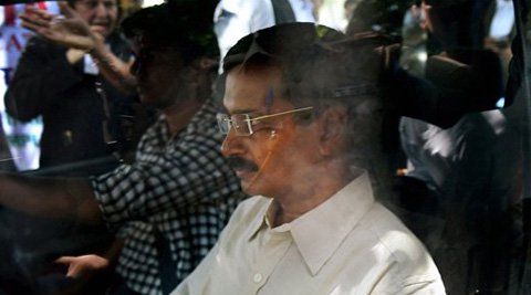 केजरीवाल यांना न्यायालयीन कोठडी केजरीवाल यांना न्यायालयीन कोठडी