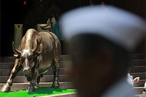 शेअर बाजाराचा ‘बँक हॉलिडे’ शेअर बाजाराचा ‘बँक हॉलिडे’