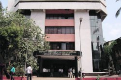 रस्ते राहू द्या निकृष्ट
