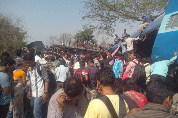 रेल्वेचा लाखमोलाचा दुजाभाव