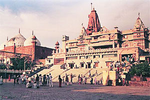ट्रॅव्हलॉग : सफर मथुरा-वृंदावनची!