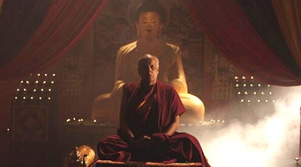 फर्स्ट लूकः बौद्ध धर्मगुरुच्या रुपात महेश भट