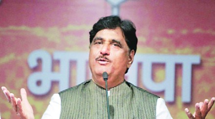 नाथ्रामध्ये मुंडेच पुढे, पुतण्याचा दावा फोल! नाथ्रामध्ये मुंडेच पुढे, पुतण्याचा दावा फोल!