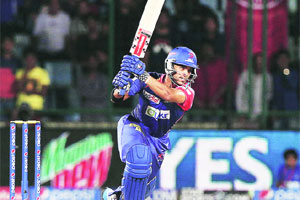 धडपडणाऱ्या संघांमध्ये मुकाबला