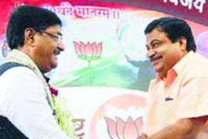 गोपीनाथ मुंडे हे कायमच माझे नेते होते – नितीन गडकरी गोपीनाथ मुंडे हे कायमच माझे नेते होते – नितीन गडकरी