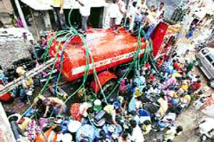 पाण्याची चोरी रोखण्यासाठी टँकरवर जीपीएस