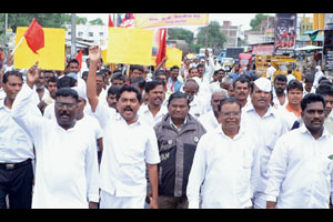 ‘धनगर’ आरक्षणाला भिल्ल समाजाचा विरोध