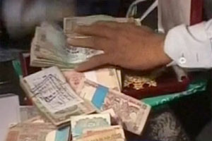बांधकाम उद्योजक, व्यापा-यांच्या निवासस्थानी कोल्हापुरात छापे बांधकाम उद्योजक, व्यापा-यांच्या निवासस्थानी कोल्हापुरात छापे