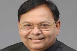 राणे मंत्रिपद अथवा काँग्रेसचा त्याग करणार नाहीत- कदम राणे मंत्रिपद अथवा काँग्रेसचा त्याग करणार नाहीत- कदम