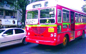 ‘भाऊ, बस चाललीय कुठे?’