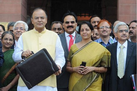 अर्थसंकल्पातही ‘सबका साथ, सबका विकास’ची छबी