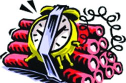 नाशिक पालिकेच्या इमारतीसमोर सापडला गावठी बॉम्ब