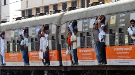 हार्बर रेल्वे वाहतूक पूर्वपदावर