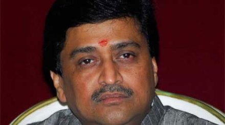 चव्हाणांपाठोपाठ नांदेडचे सात आमदारही गोत्यात? चव्हाणांपाठोपाठ नांदेडचे सात आमदारही गोत्यात?