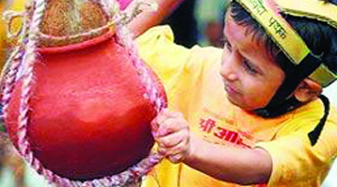 थलीशहांच्या उन्मादाचा हा खेळ !