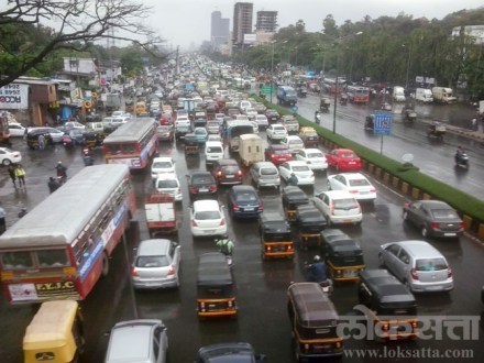 मुंबईत पावसाच्या सरी कायम, रत्नागिरीतही मुसळधार