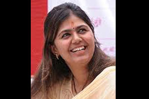 आ. पंकजा मुंडे यांना उमेदवार निश्चितीचे सर्वाधिकार