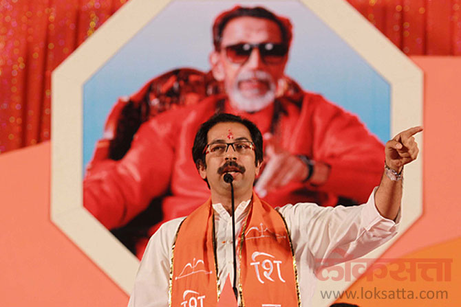 बाळासाहेबांना त्रास देणाऱ्यांना सेनेत स्थान नाही ; उद्धव ठाकरे यांची स्पष्टोक्ती