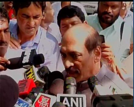 राष्ट्रवादी मागणीवर अडून बसल्यास काँग्रेसवर स्वतंत्र लढण्याची वेळ- माणिकराव ठाकरे