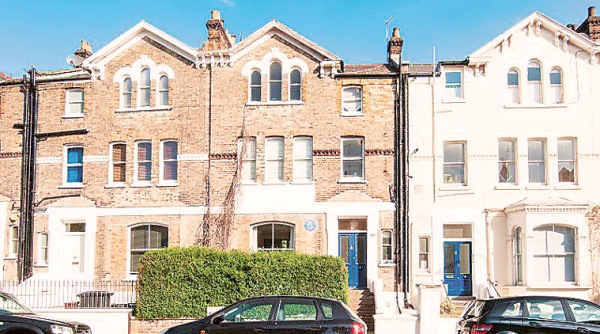 लंडनमधील डॉ. आंबेडकरांचे घर विकत घेण्यासाठी राज्य सरकार प्रयत्नशील लंडनमधील डॉ. आंबेडकरांचे घर विकत घेण्यासाठी राज्य सरकार प्रयत्नशील