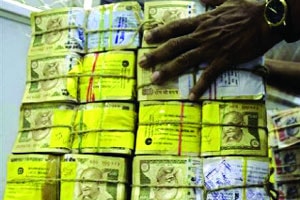 जि. प.च्या निधीवर आमदारांचा डल्ला