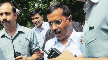 दिल्लीतील घोडेबाजाराचे ‘आप’कडून ‘स्टिंग’, भाजपवर आमदार फोडण्याचा आरोप