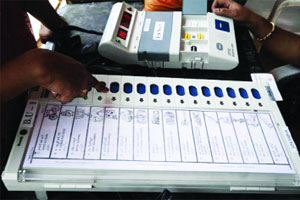 पालिकेचे पाचशे कर्मचारी निवडणूक कामासाठी जाणार पालिकेचे पाचशे कर्मचारी निवडणूक कामासाठी जाणार