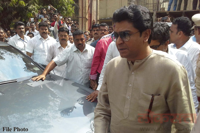 ‘अस्वस्थ’ राज मुंबईच्या दिशेने रवाना