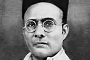 सावरकर सदैव वास्तववादी राहिले..
