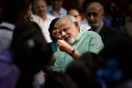 मोदीमास्तर, मंत्री आणि माध्यमे मोदीमास्तर, मंत्री आणि माध्यमे