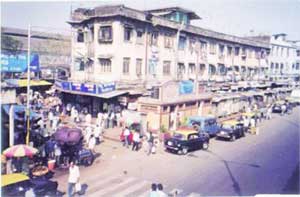 मुख्य लढत राष्ट्रीय पक्षांत