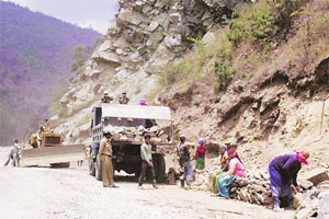 चीनची आदळआपट चीनची आदळआपट